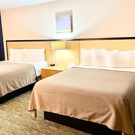 Camp Inn Lodge Oscoda 외부 사진