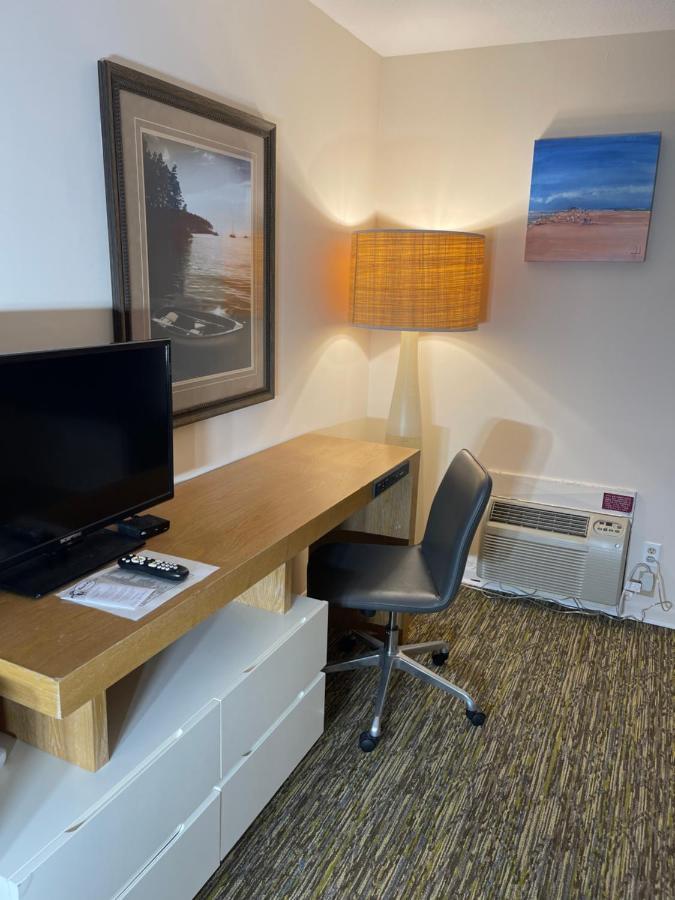 Camp Inn Lodge Oscoda 외부 사진
