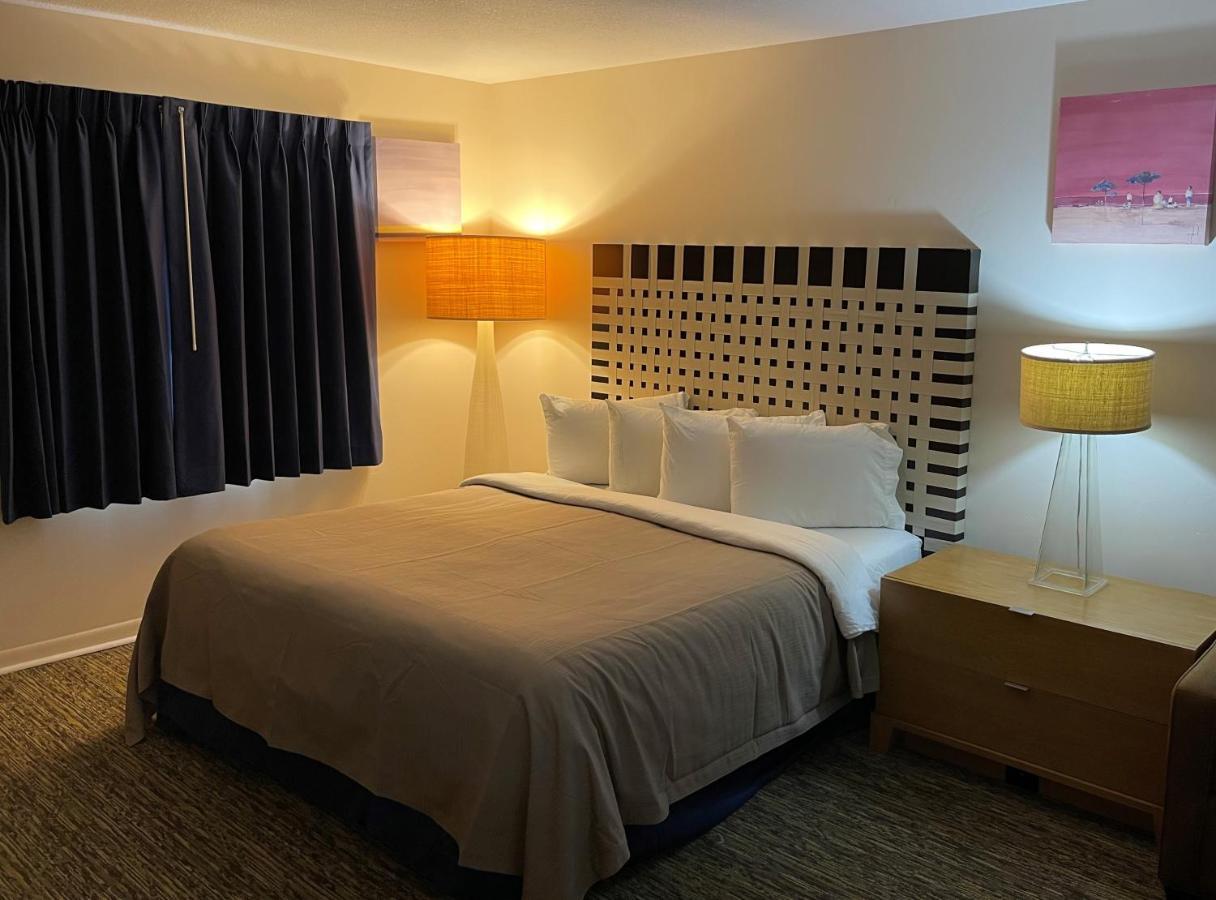 Camp Inn Lodge Oscoda 외부 사진